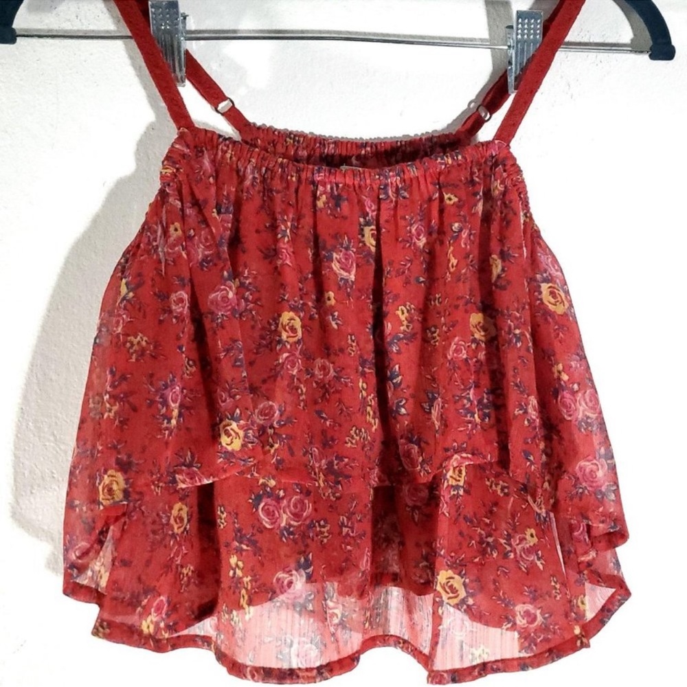 Floral tiered cropped tank top